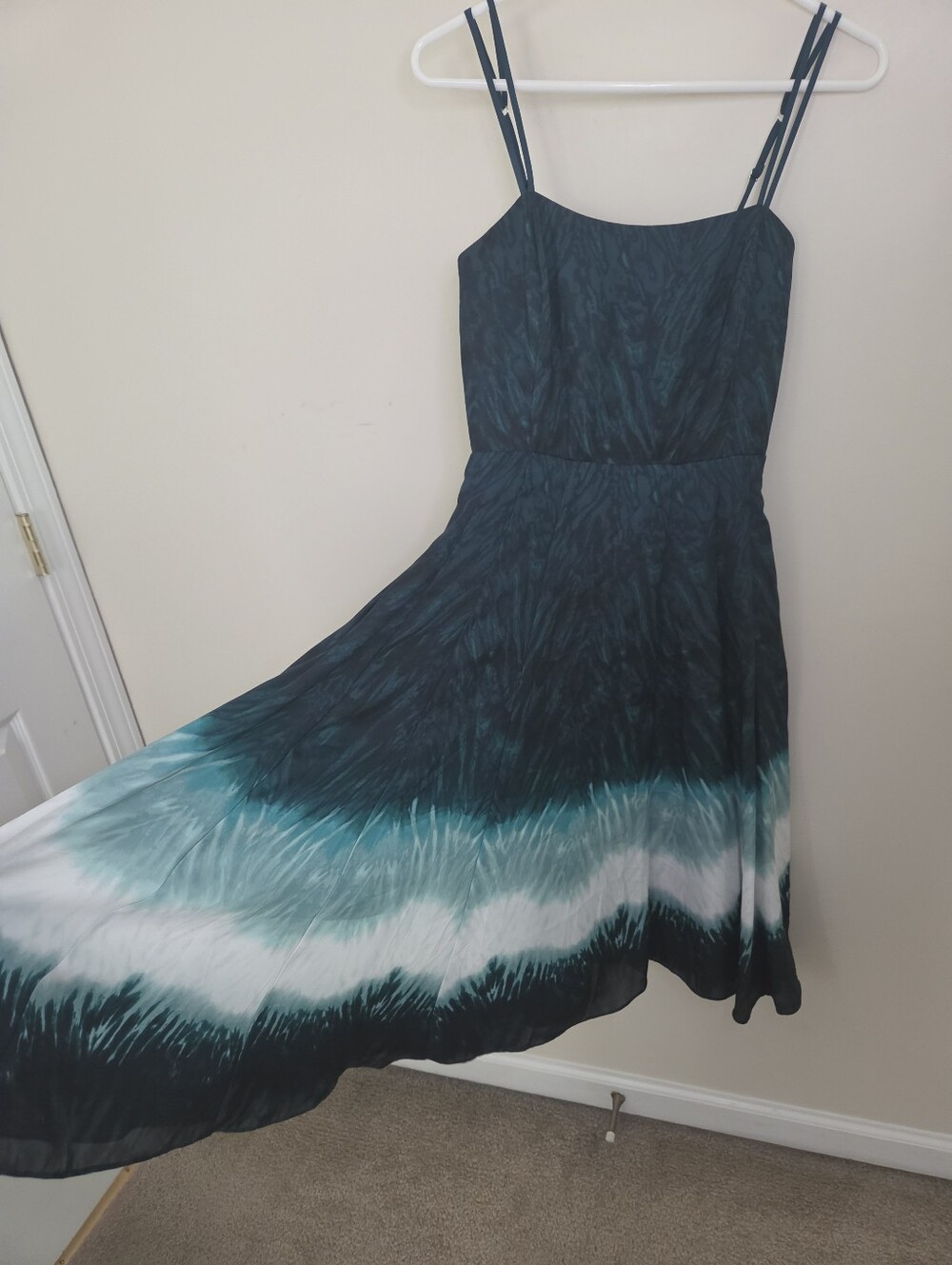 Women's White House Black Market Green Tie Dye Dipped Dress Sz 0 - Picture 8 of 10
